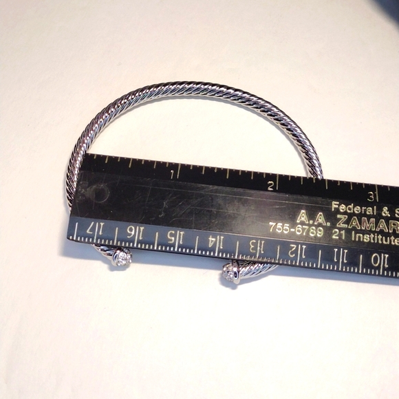 Stainless Steel Silver Twisted Cable Crystal Bracelet NWOT - Picture 3 of 3